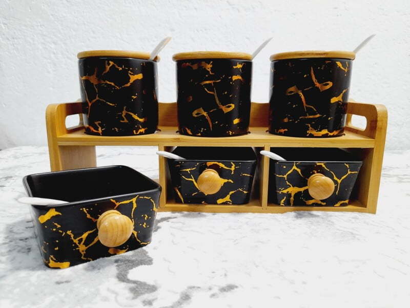 6 Pots à épices en céramique avec support en bois
